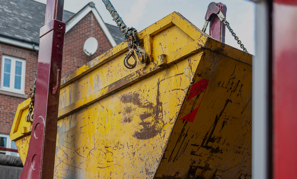 Skip_Hire_vs_Scrap_Metal_Recycling__Whats_the_Best_Waste_Solution__-_Compares_services_to_capture_broader_search_interest